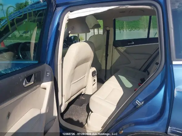 WVGMV7AX4HK006774 2017 VOLKSWAGEN TIGUAN - Image 8