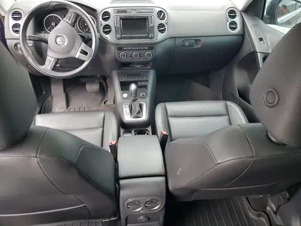 WVGMV7AX6HK002838 2017 VOLKSWAGEN TIGUAN - Image 8