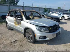 WVGMV7AX6HK005853 2017 VOLKSWAGEN TIGUAN