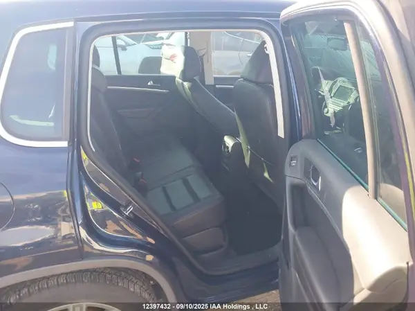 WVGMV7AX7HK013718 2017 VOLKSWAGEN TIGUAN - Image 8