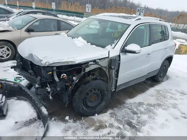WVGMV7AX8HK016157 2017 VOLKSWAGEN TIGUAN - Image 2