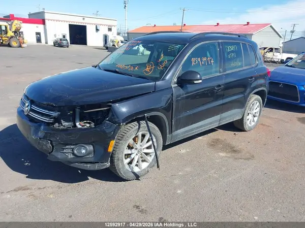 WVGNV7AX1HK017798 2017 VOLKSWAGEN TIGUAN - Image 2