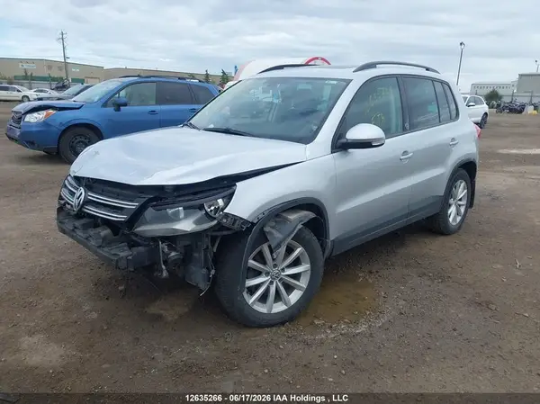 WVGNV7AX2HK020306 2017 VOLKSWAGEN TIGUAN - Image 2