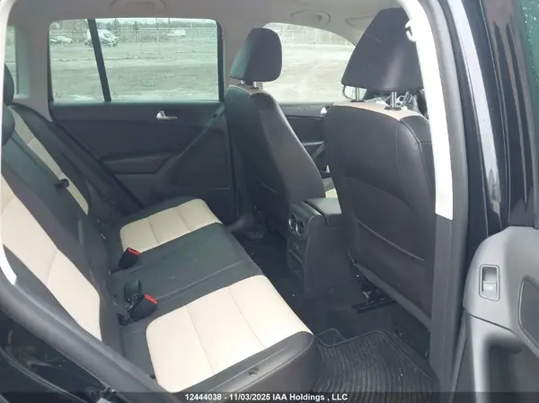 WVGNV7AX2HK029393 2017 VOLKSWAGEN TIGUAN - Image 8