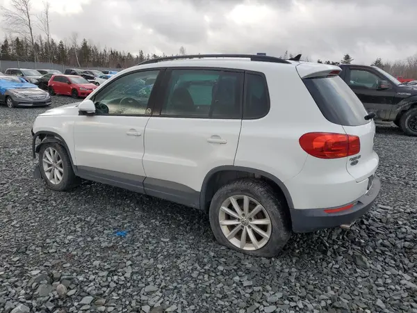 WVGNV7AX3HK005975 2017 VOLKSWAGEN TIGUAN - Image 2