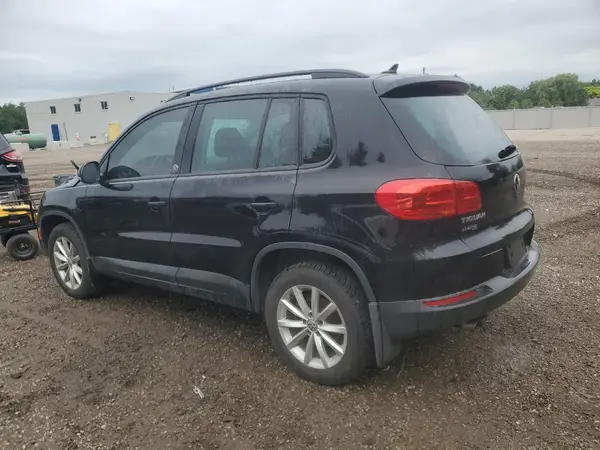 WVGNV7AX3HK012280 2017 VOLKSWAGEN TIGUAN - Image 2
