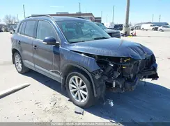 WVGNV7AX3HK012392 2017 VOLKSWAGEN TIGUAN