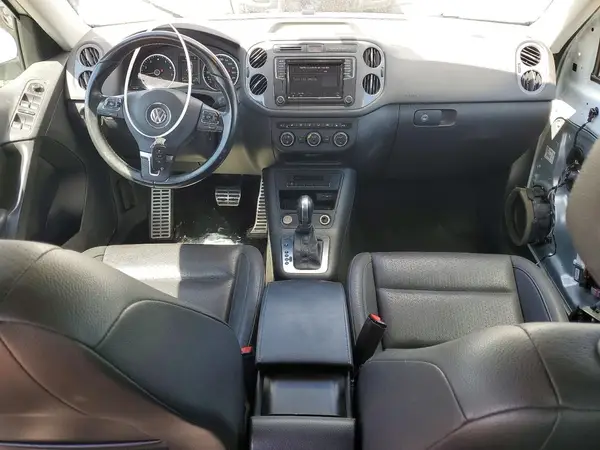 WVGNV7AX3HK032822 2017 VOLKSWAGEN TIGUAN - Image 8