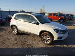 WVGNV7AX3HK040578 2017 VOLKSWAGEN TIGUAN