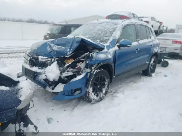 WVGNV7AX3HW501383 2017 VOLKSWAGEN TIGUAN - Image 2