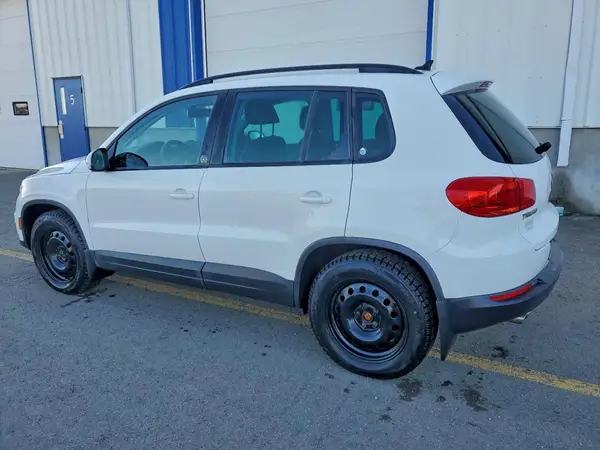 WVGNV7AX6HK016646 2017 VOLKSWAGEN TIGUAN - Image 2