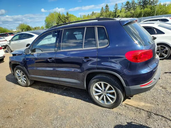 WVGNV7AX6HK041711 2017 VOLKSWAGEN TIGUAN - Image 2