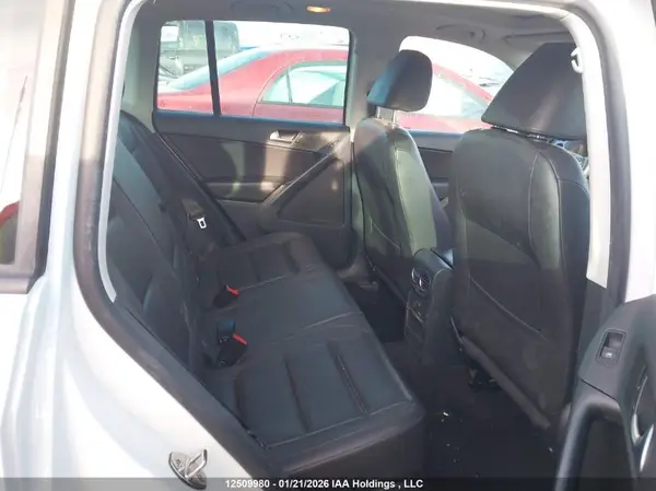 WVGNV7AX6HW504312 2017 VOLKSWAGEN TIGUAN - Image 8