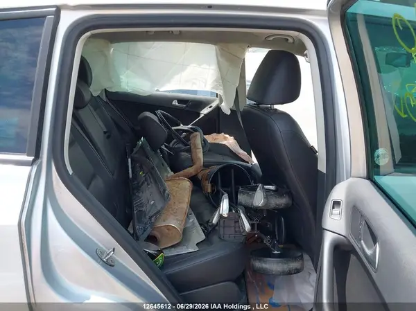 WVGNV7AX9HK033330 2017 VOLKSWAGEN TIGUAN - Image 8