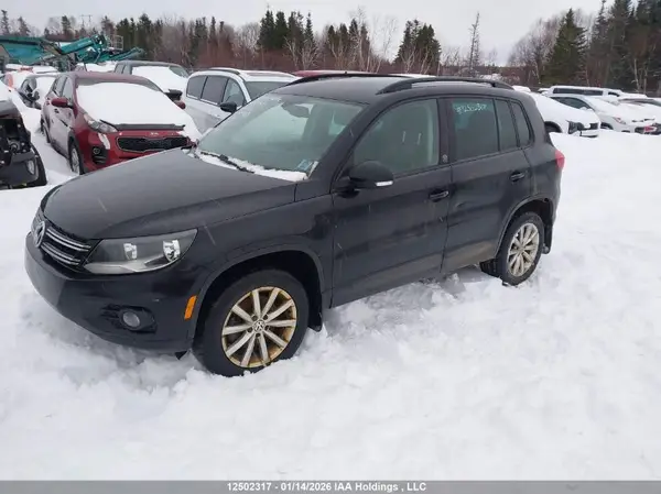 WVGNV7AX9HW503171 2017 VOLKSWAGEN TIGUAN - Image 2