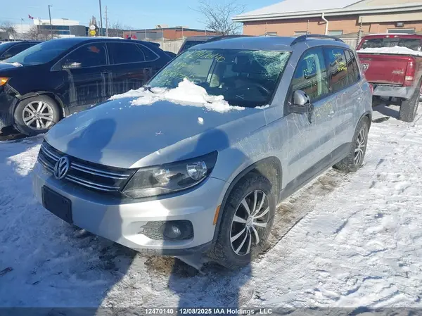 WVGNV7AXXHK008775 2017 VOLKSWAGEN TIGUAN - Image 2