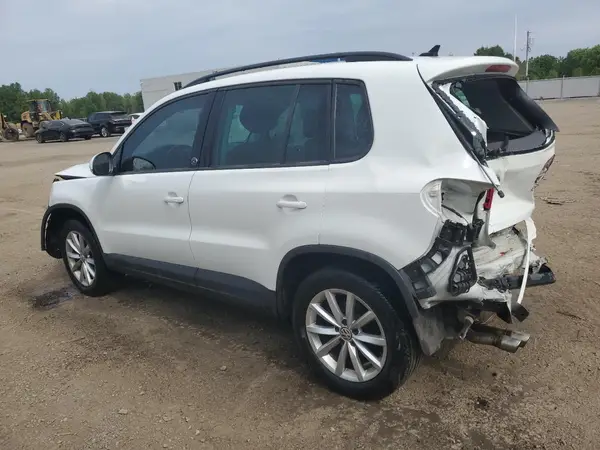WVGNV7AXXHK014480 2017 VOLKSWAGEN TIGUAN - Image 2