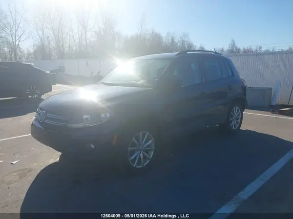 WVGNV7AXXHW507195 2017 VOLKSWAGEN TIGUAN - Image 2
