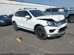 WVGRF7BP3HD000146 2017 VOLKSWAGEN TOUAREG