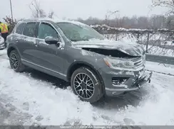WVGRF7BP3HD001281 2017 VOLKSWAGEN TOUAREG
