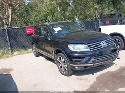 WVGRF7BP3HD003922 2017 VOLKSWAGEN TOUAREG