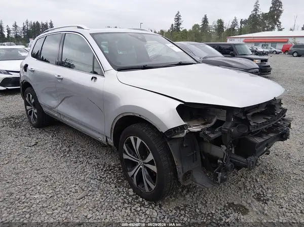 WVGRF7BP6HD001033 2017 VOLKSWAGEN TOUAREG - Image 1