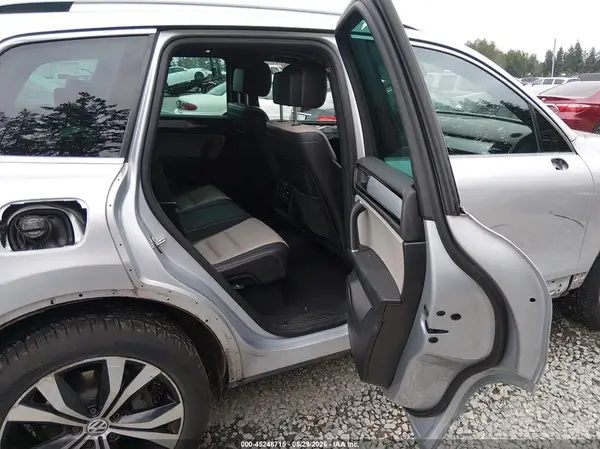 WVGRF7BP6HD001033 2017 VOLKSWAGEN TOUAREG - Image 8