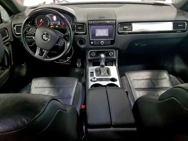 WVGRF7BP8HD006802 2017 VOLKSWAGEN TOUAREG - Image 8