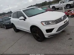 WVGRF7BP9HD003990 2017 VOLKSWAGEN TOUAREG