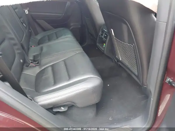 WVGRF7BP9HD006467 2017 VOLKSWAGEN TOUAREG - Image 8