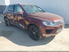WVGRF7BPXHD000838 2017 VOLKSWAGEN TOUAREG