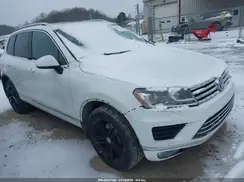 WVGRF7BPXHD003710 2017 VOLKSWAGEN TOUAREG