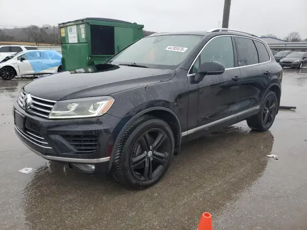 WVGRF7BPXHD006302 2017 VOLKSWAGEN TOUAREG - Image 1