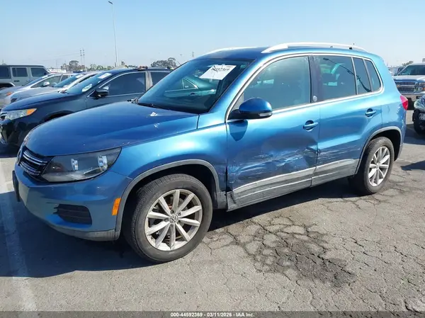 WVGRV7AX0HK019060 2017 VOLKSWAGEN TIGUAN - Image 2