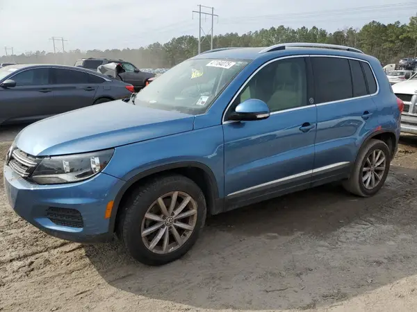 WVGRV7AX0HK020371 2017 VOLKSWAGEN TIGUAN - Image 1