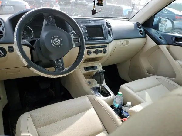 WVGRV7AX0HK020371 2017 VOLKSWAGEN TIGUAN - Image 8