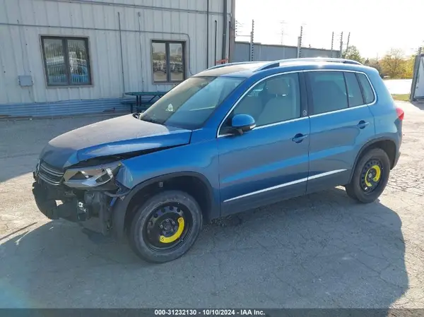 WVGRV7AX0HW502041 2017 VOLKSWAGEN TIGUAN - Image 2