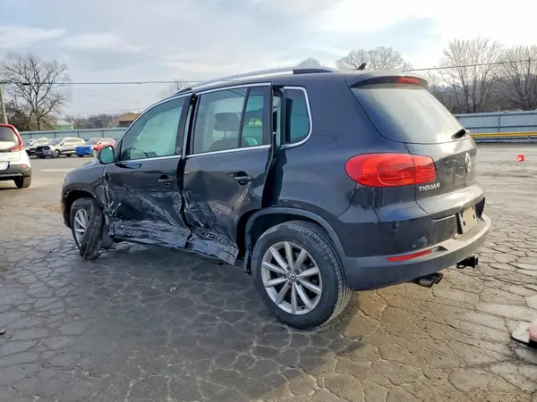 WVGRV7AX1HK003093 2017 VOLKSWAGEN TIGUAN - Image 2