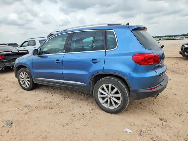 WVGRV7AX1HK004485 2017 VOLKSWAGEN TIGUAN - Image 2