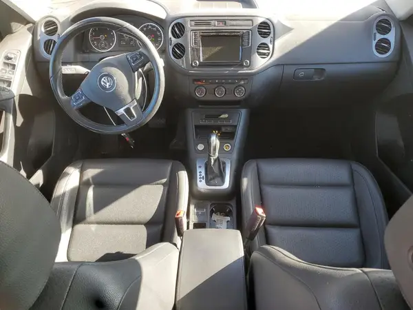 WVGRV7AX1HK012683 2017 VOLKSWAGEN TIGUAN - Image 8