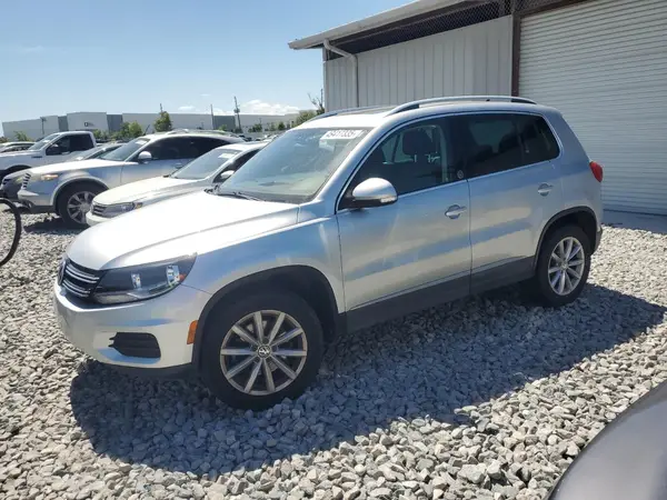 WVGRV7AX1HK022629 2017 VOLKSWAGEN TIGUAN - Image 1