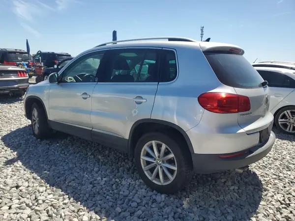 WVGRV7AX1HK022629 2017 VOLKSWAGEN TIGUAN - Image 2