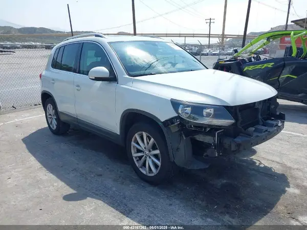 WVGRV7AX1HW500816 2017 VOLKSWAGEN TIGUAN - Image 1