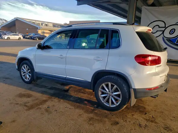 WVGRV7AX1HW506633 2017 VOLKSWAGEN TIGUAN - Image 2