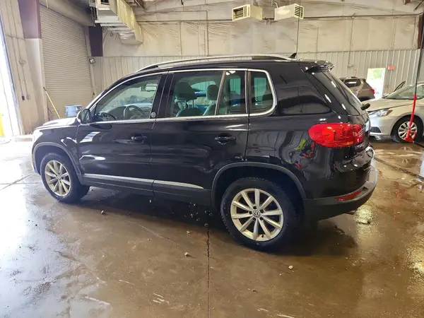 WVGRV7AX1HW508477 2017 VOLKSWAGEN TIGUAN - Image 2