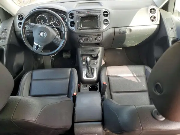 WVGRV7AX2HK002230 2017 VOLKSWAGEN TIGUAN - Image 8