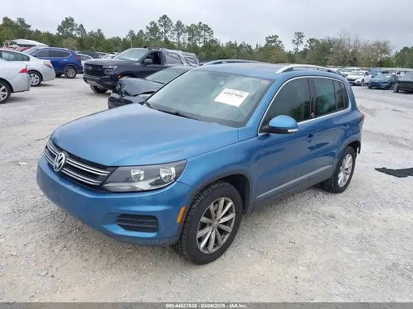 WVGRV7AX2HK002552 2017 VOLKSWAGEN TIGUAN - Image 2