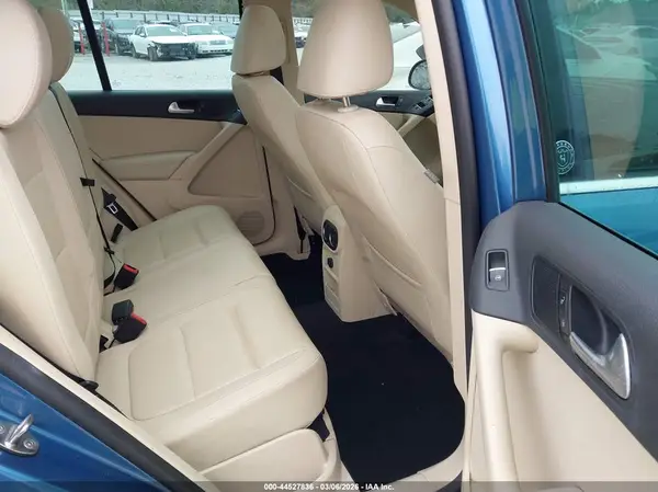 WVGRV7AX2HK002552 2017 VOLKSWAGEN TIGUAN - Image 8