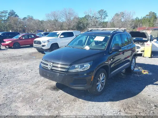 WVGRV7AX2HK003703 2017 VOLKSWAGEN TIGUAN - Image 2