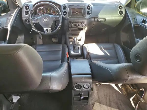 WVGRV7AX2HK008058 2017 VOLKSWAGEN TIGUAN - Image 8